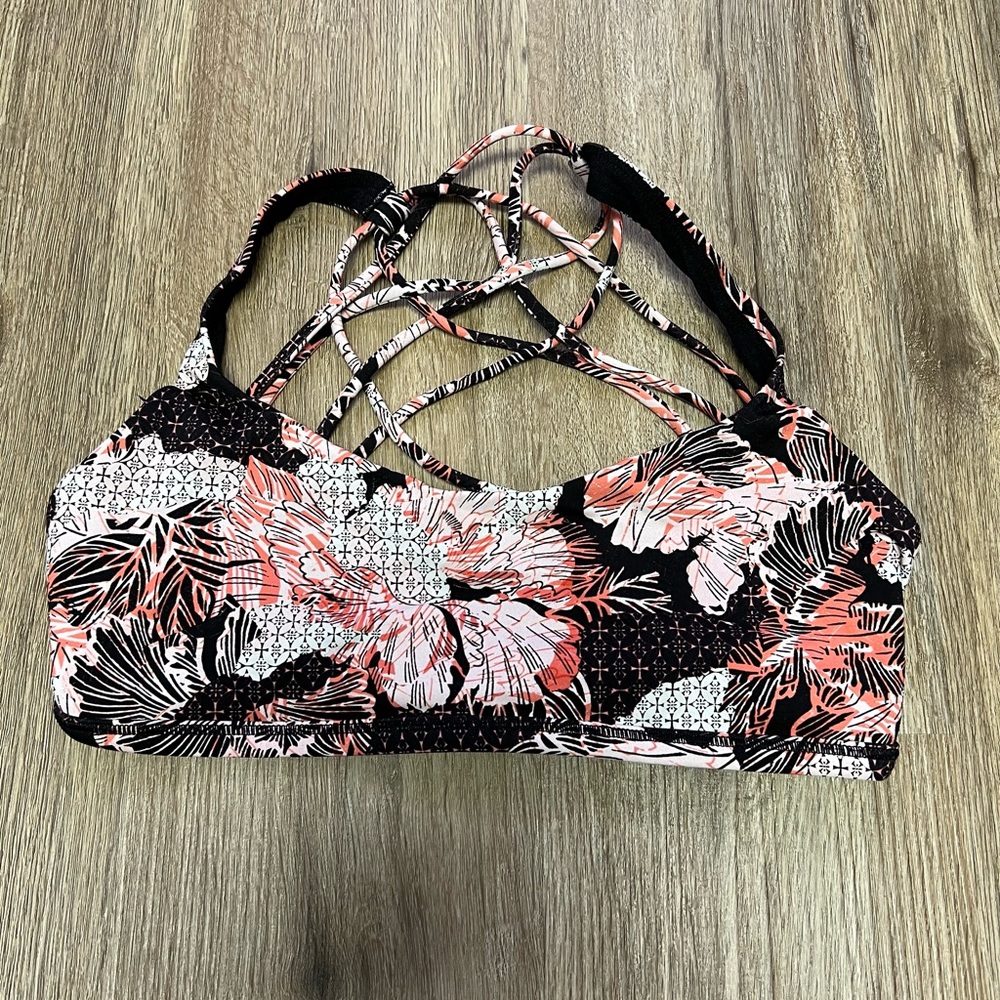 Lululemon Sports Bra Size 6